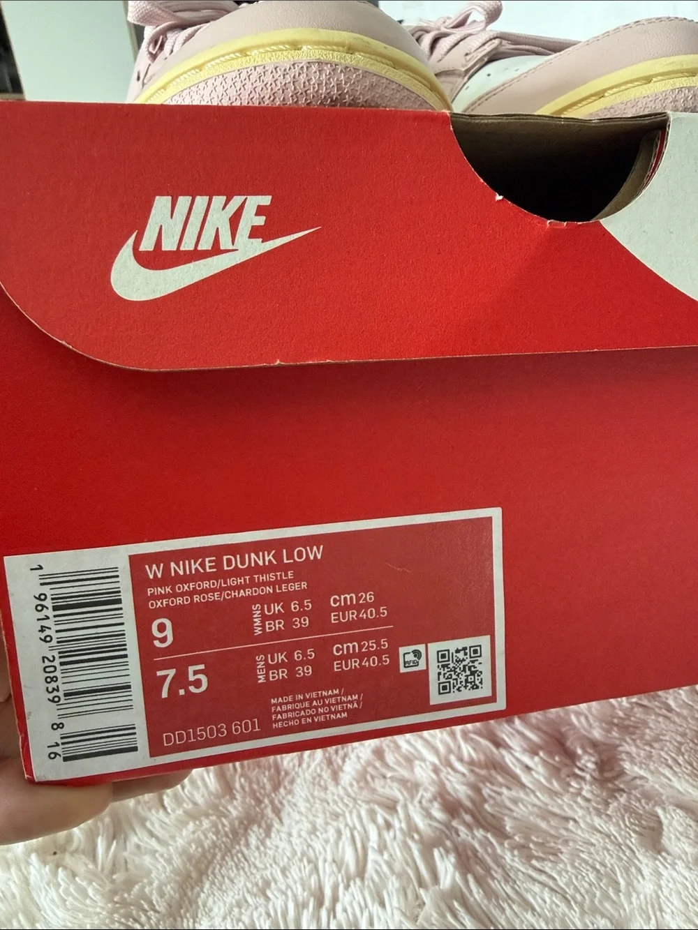 Nike women’s dunks